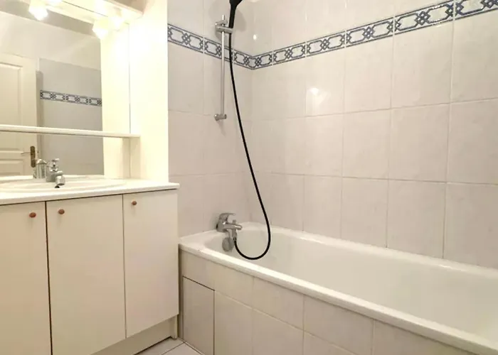 Splendide Pour 4 In Front Gare Flandres