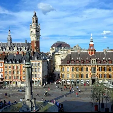 Splendide Pour 4 In Front Gare Flandres